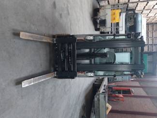 heftrucks stapelaars palletwagens Still RX 20-16