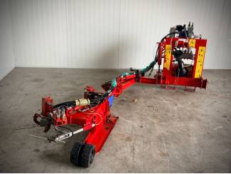 mechanische onkruidbestrijding Ladurner schoffelmachine met pomp (hef-inrichting)