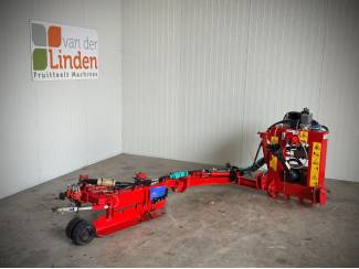 Ladurner schoffelmachine met pomp (hef-inrichting)