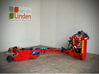 mechanische onkruidbestrijding Ladurner schoffelmachine met pomp (hef-inrichting)