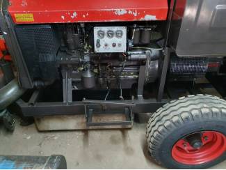 Beregenings motorpompen 2&times;  (Perkins)