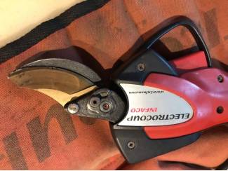 snoeigereedschap en toebehoren Infaco Electrocoop F3005 elektrische snoeischaar