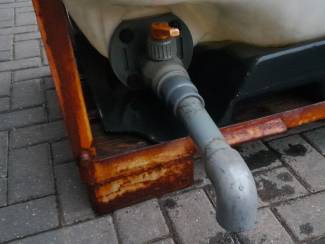 sapmachines en toebehoren Watertank met Tapkraan