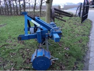 smalspoortractoren 3 punts rooimachine