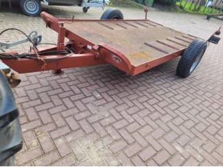 smalspoortractoren Francini oprijwagen