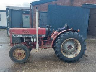 Case international 633