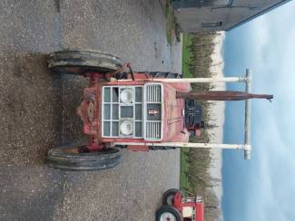 smalspoortractoren Case international 633