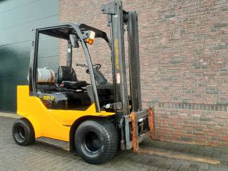 heftrucks stapelaars palletwagens Toyota Veldheftruck