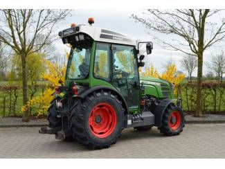 smalspoortractoren Fendt 211V Vario Profi Smalspoor/Fruitteelttractor