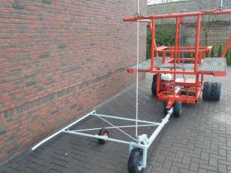 hoogwerkers en plukkoppers Smalspoor Lichte Rijenvolgende Hoogwerkers