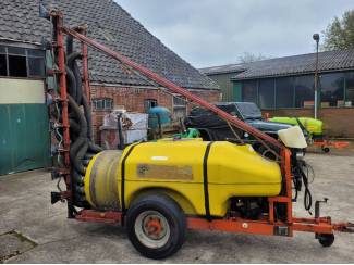spuitmachines en toebehoren Douven Delta Boomgaardspuit