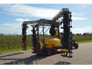 drie rijer spuit H.S.S. CF2000-3NG Boomgaardspuit 3-rijer