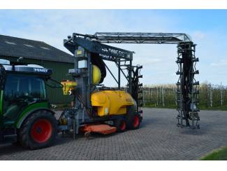 H.S.S. CF2000-3NG Boomgaardspuit 3-rijer