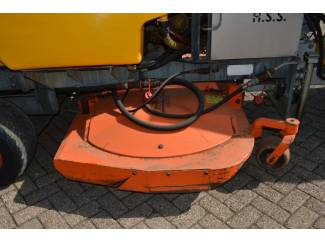 drie rijer spuit H.S.S. CF2000-3NG Boomgaardspuit 3-rijer