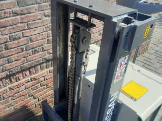 heftrucks stapelaars palletwagens Electrische Stapelaar