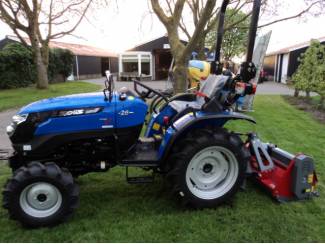 pluktreintractoren AKTIE Nieuwe Solis trekkers 20 + 26 met gratis klepelmaaier