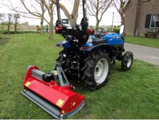 pluktreintractoren AKTIE Nieuwe Solis trekkers 20 + 26 met gratis klepelmaaier