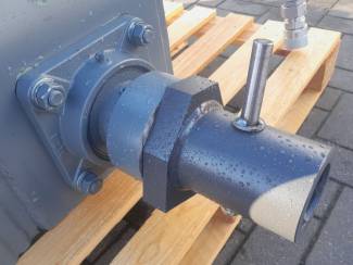 wortelsnijder Combi voor Graafmachine met Bomenrooier , Grondboor & Stronkboor