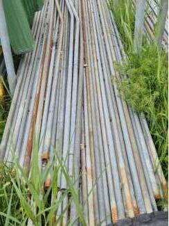 boompalen en toebehoren Complete vogelnet constructie