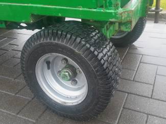 heftrucks stapelaars palletwagens Electrische Terreinheftruck