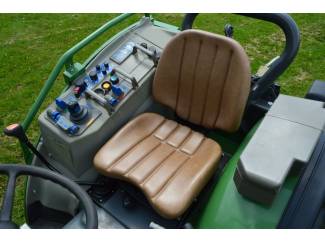 smalspoortractoren Fendt 207 V 4-WD Beugelversie