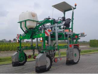 SMA Portaaltractor + Werktuigen