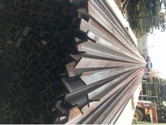 boompalen en toebehoren Nieuwe stalen T profiel, Tee ijzer 25x25x3 mm