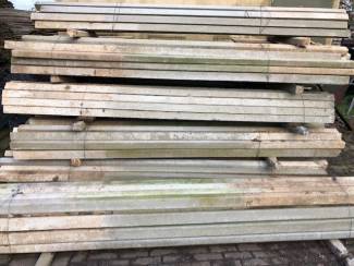 Mooie beton palen 7 x 7 cm, 3.5 meter lang
