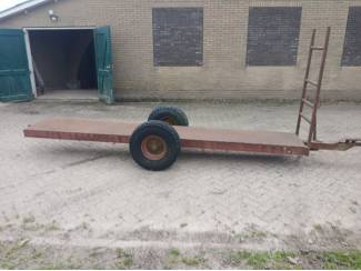 aanhangwagens Fruitteelt/kisten wagen achter de tractor
