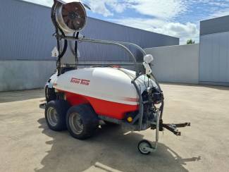 Induma Turbo Twister boomgaardspuit 1500L