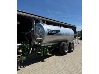 Perenbladvlooien bestrijding met watertank