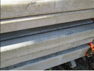 boompalen en toebehoren Beton palen 9 x 9 , 360 CM lang