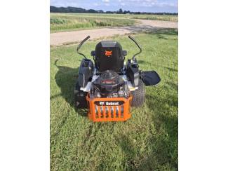 cirkelmaaiers Bobcat ZT2000  zero turn Grasmaaier