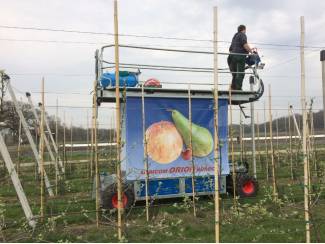 hoogwerkers en plukkoppers Orion demo machine