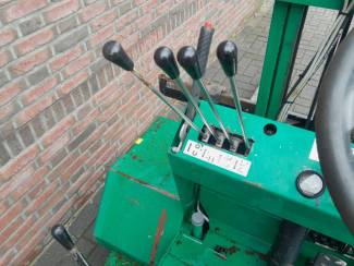 heftrucks stapelaars palletwagens Lichte Diesel Terreinheftruck
