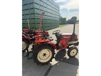 pluktreintractoren 3x Yanmar F16D