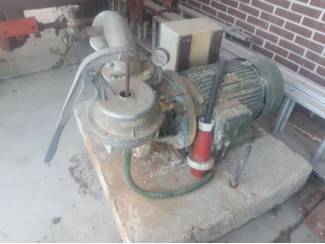 beregening en toebehoren Grote Caprari waterpomp te koop op krachtstroom.