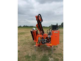 Snipperaars Rinieri BR-VISION 490 maaiarm - naast cabine