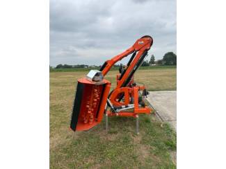 Snipperaars Rinieri BR-VISION 490 maaiarm - naast cabine