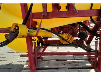 spuitmachines en toebehoren Compacte Veldspuit met Hydraulische Sproeibomen en Fustreiniger