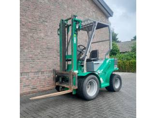 heftrucks stapelaars palletwagens Compacte Diesel Veldheftruck