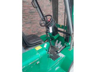 heftrucks stapelaars palletwagens Compacte Diesel Veldheftruck