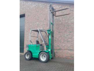 Compacte Diesel Veldheftruck