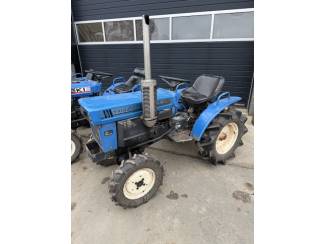 pluktreintractoren 4x Iseki TX1410