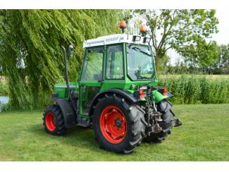 smalspoortractoren Fendt 250 V 4-WD