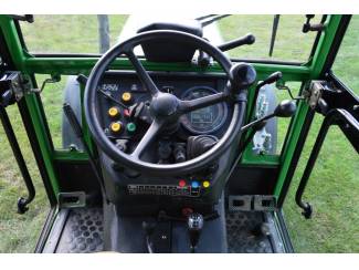 smalspoortractoren Fendt 250 V 4-WD