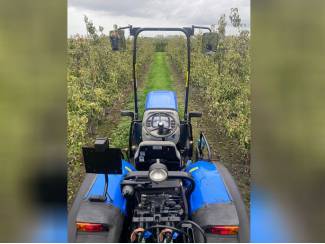 smalspoortractoren New Holland T4.75V EXPORT ONLY