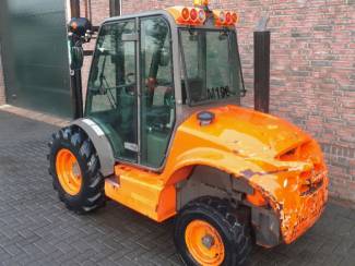 heftrucks stapelaars palletwagens Wendbare 2WD Terreinheftruck