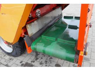compoststrooiers Smalspoor Compoststrooier met Afneembare Zijafvoerband
