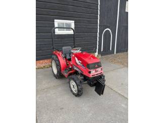 pluktreintractoren Mitsubishi mmt17